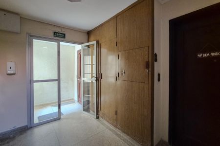 Apartamento à venda com 60m², 2 quartos e 1 vagaÁrea comum