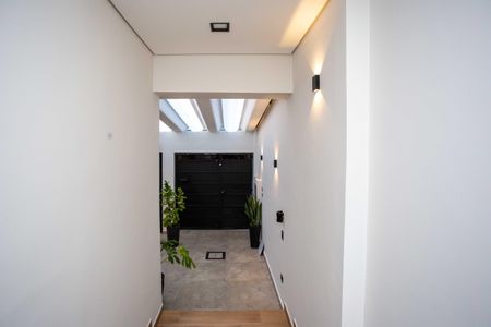Casa à venda com 155m², 2 quartos e 2 vagasHall