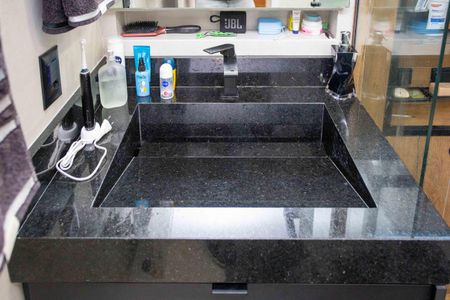 Casa à venda com 155m², 2 quartos e 2 vagasBanheiro