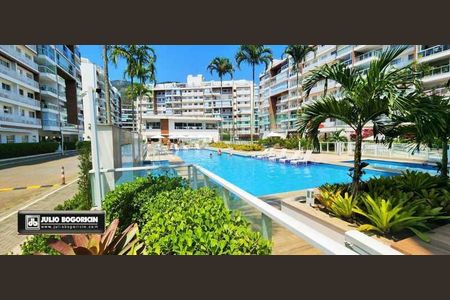 Apartamento à venda com 68m², 2 quartos e 1 vaga