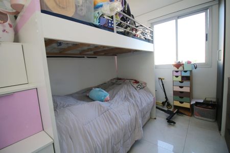 Apartamento à venda com 72m², 3 quartos e 1 vagaQuarto 2