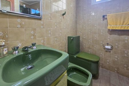 Apartamento para alugar com 139m², 3 quartos e 1 vaga Apartamento para alugar com 139m², 3 quartos e 1 vagaBanheiro Social