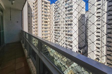 Apartamento para alugar com 139m², 3 quartos e 1 vaga Apartamento para alugar com 139m², 3 quartos e 1 vagaVaranda