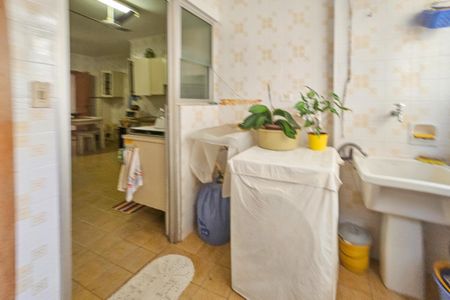 Apartamento para alugar com 139m², 3 quartos e 1 vaga Apartamento para alugar com 139m², 3 quartos e 1 vagaÁrea de Serviço