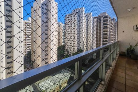 Apartamento para alugar com 139m², 3 quartos e 1 vaga Apartamento para alugar com 139m², 3 quartos e 1 vagaVaranda