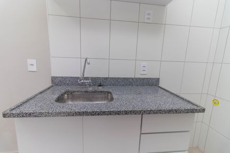 Apartamento para alugar com 38m², 2 quartos e 1 vaga Apartamento para alugar com 38m², 2 quartos e 1 vagaCozinha e Área de Serviço