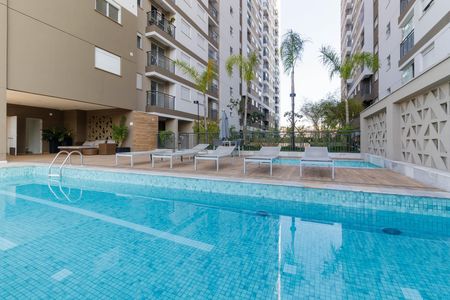 Apartamento para alugar com 38m², 2 quartos e 1 vaga Apartamento para alugar com 38m², 2 quartos e 1 vagaÁrea comum - Piscina