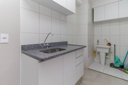Apartamento para alugar com 38m², 2 quartos e 1 vaga Apartamento para alugar com 38m², 2 quartos e 1 vagaCozinha e Área de Serviço