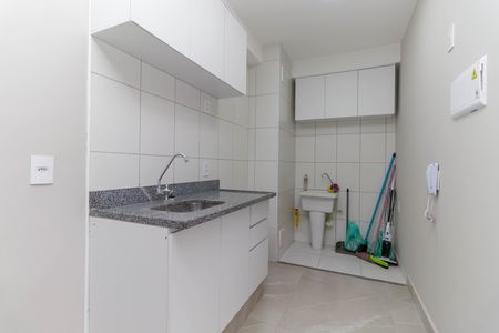 Apartamento para alugar com 38m², 2 quartos e 1 vaga Apartamento para alugar com 38m², 2 quartos e 1 vagaCozinha e Área de Serviço