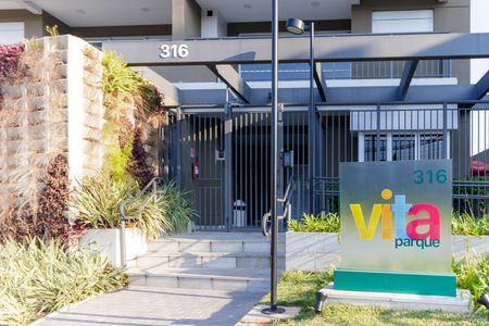 Apartamento para alugar com 38m², 2 quartos e 1 vaga Apartamento para alugar com 38m², 2 quartos e 1 vagaFachada