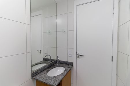 Apartamento para alugar com 38m², 2 quartos e 1 vaga Apartamento para alugar com 38m², 2 quartos e 1 vagaBanheiro