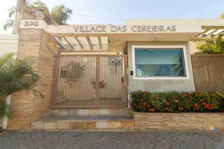 Casa de condomínio à venda com 90m², 3 quartos e 3 vagasFachada
