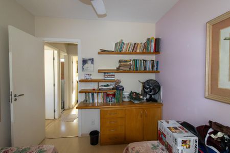 Casa de condomínio à venda com 90m², 3 quartos e 3 vagasQuarto 1