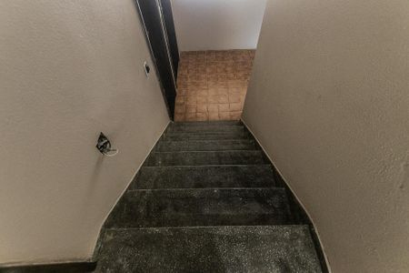 Apartamento para alugar com 60m², 3 quartos e 1 vagaEscadas