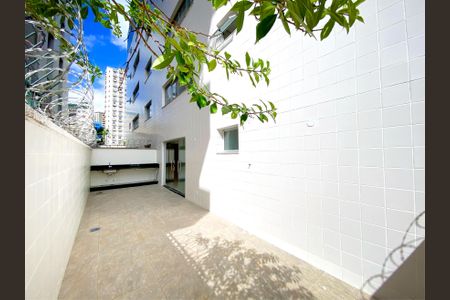 Apartamento à venda com 65m², 2 quartos e 2 vagasVaranda da Sala
