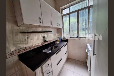 Apartamento à venda com 78m², 3 quartos e sem vaga