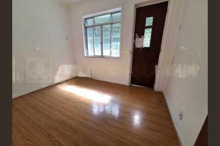 Apartamento à venda com 78m², 3 quartos e sem vaga