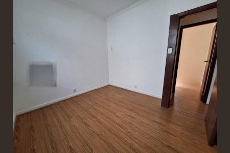 Apartamento à venda com 78m², 3 quartos e sem vaga