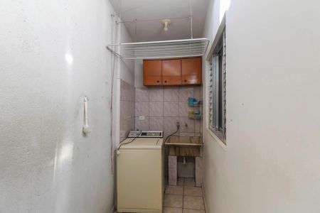 Casa à venda com 170m², 3 quartos e 2 vagas Casa à venda com 170m², 3 quartos e 2 vagasÁrea de Serviço