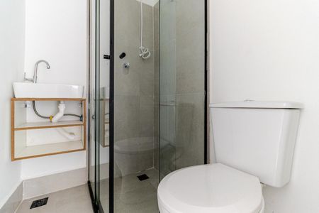 Studio à venda com 33m², 1 quarto e sem vaga Studio à venda com 33m², 1 quarto e sem vagaBanheiro