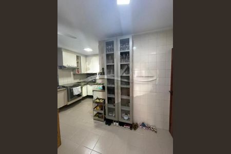 Apartamento à venda com 138m², 3 quartos e 2 vagas