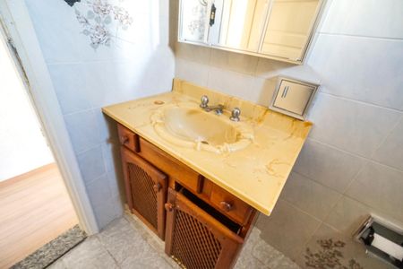 Casa à venda com 150m², 2 quartos e 1 vagaBanheiro