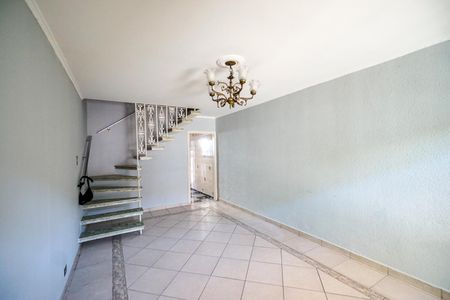Casa à venda com 150m², 2 quartos e 1 vagaSala