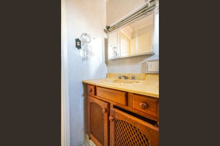 Casa à venda com 150m², 2 quartos e 1 vagaBanheiro