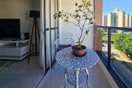 Apartamento para alugar com 88m², 1 quarto e 1 vagavaranda