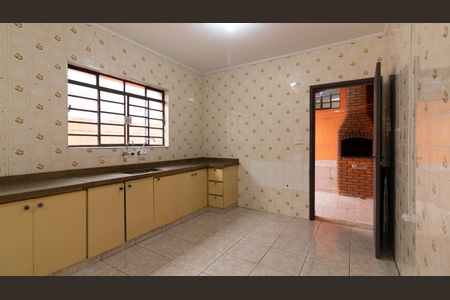 Casa à venda com 100m², 3 quartos e 2 vagasCozinha