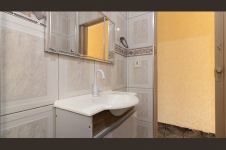 Casa à venda com 100m², 3 quartos e 2 vagasBanheiro 2