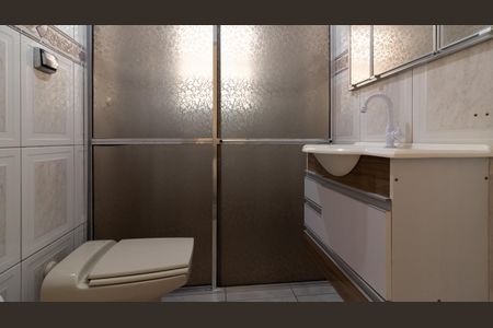 Casa à venda com 100m², 3 quartos e 2 vagasBanheiro 2