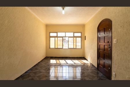 Casa à venda com 100m², 3 quartos e 2 vagasSala