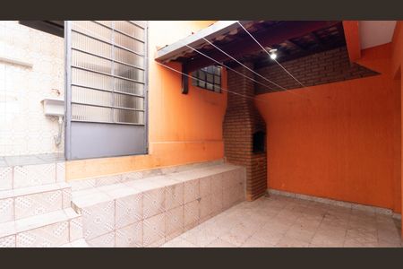 Casa à venda com 100m², 3 quartos e 2 vagasChurrasqueira