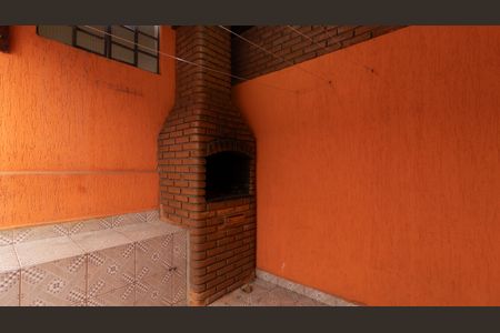 Casa à venda com 100m², 3 quartos e 2 vagasChurrasqueira