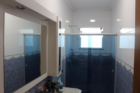 Casa para alugar com 423m², 3 quartos e 6 vagasBanheiro 2