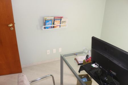 Casa para alugar com 423m², 3 quartos e 6 vagasEscritório