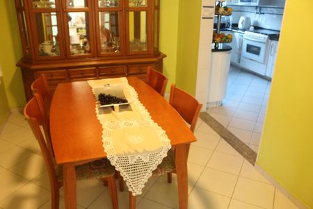 Casa para alugar com 423m², 3 quartos e 6 vagasSala de Jantar