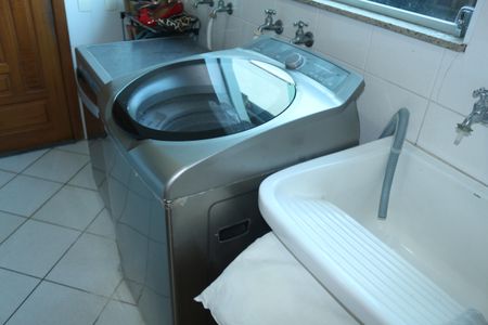 Casa para alugar com 423m², 3 quartos e 6 vagasÁrea de Serviço