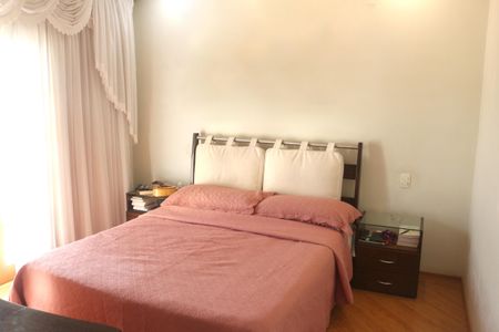 Casa para alugar com 423m², 3 quartos e 6 vagasSuíte 1