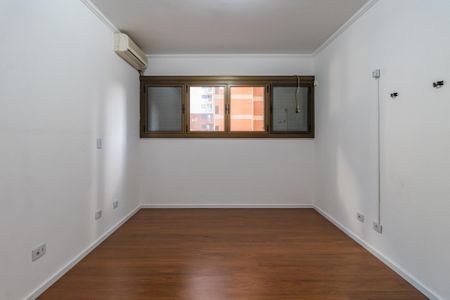 Apartamento para alugar com 278m², 4 quartos e 3 vagas Apartamento para alugar com 278m², 4 quartos e 3 vagasSuíte 2