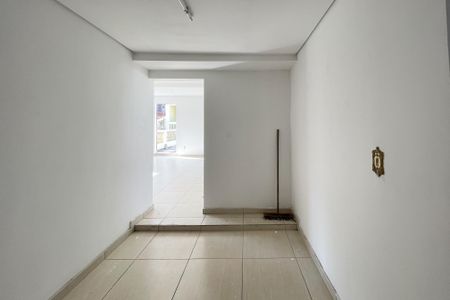 Casa à venda com 300m², 4 quartos e 4 vagasAcesso - Salão