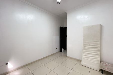 Casa à venda com 300m², 4 quartos e 4 vagasSuíte 2