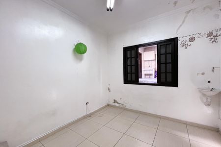 Casa à venda com 300m², 4 quartos e 4 vagasSuíte 2