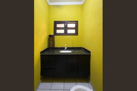 Casa à venda com 300m², 4 quartos e 4 vagasLavabo