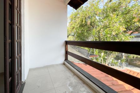 Casa à venda com 300m², 4 quartos e 4 vagasSacada