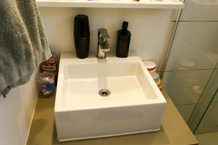 Apartamento à venda com 66m², 2 quartos e 2 vagasBanheiro da Suíte 1