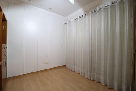Casa para alugar com 404m², 5 quartos e 2 vagasQuarto 2 - Suíte