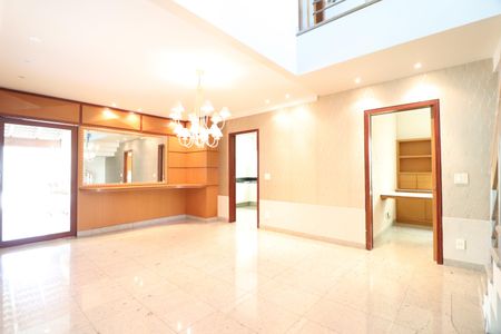 Casa para alugar com 404m², 5 quartos e 2 vagasSala 2