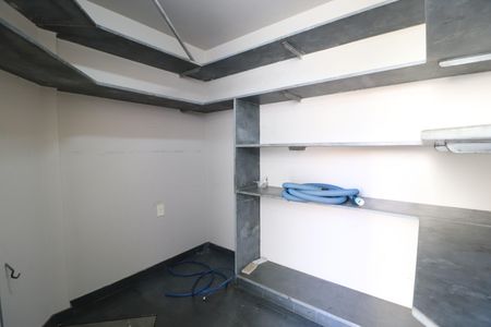 Casa para alugar com 404m², 5 quartos e 2 vagasDispensa